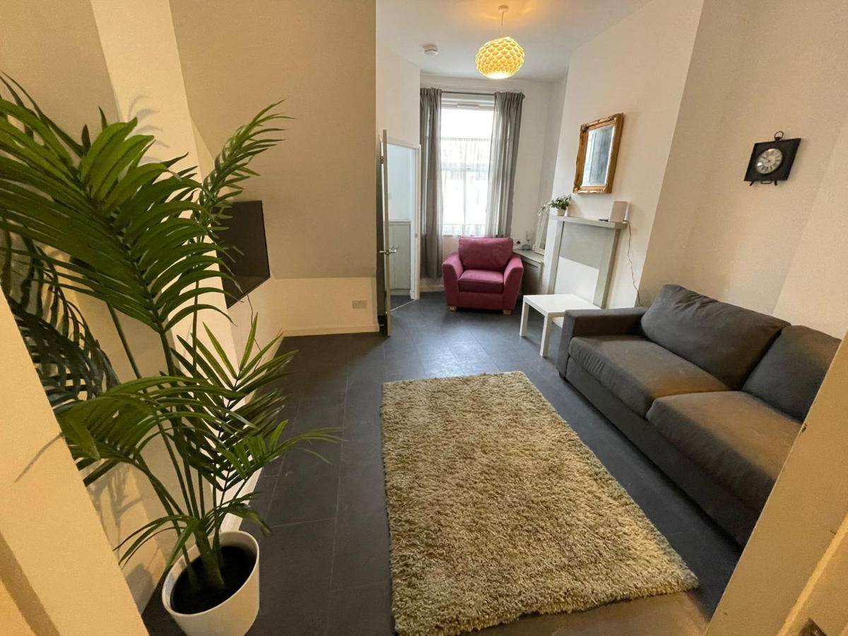 Perfect Home From Home In Stoke On Trent Etruria Exteriör bild